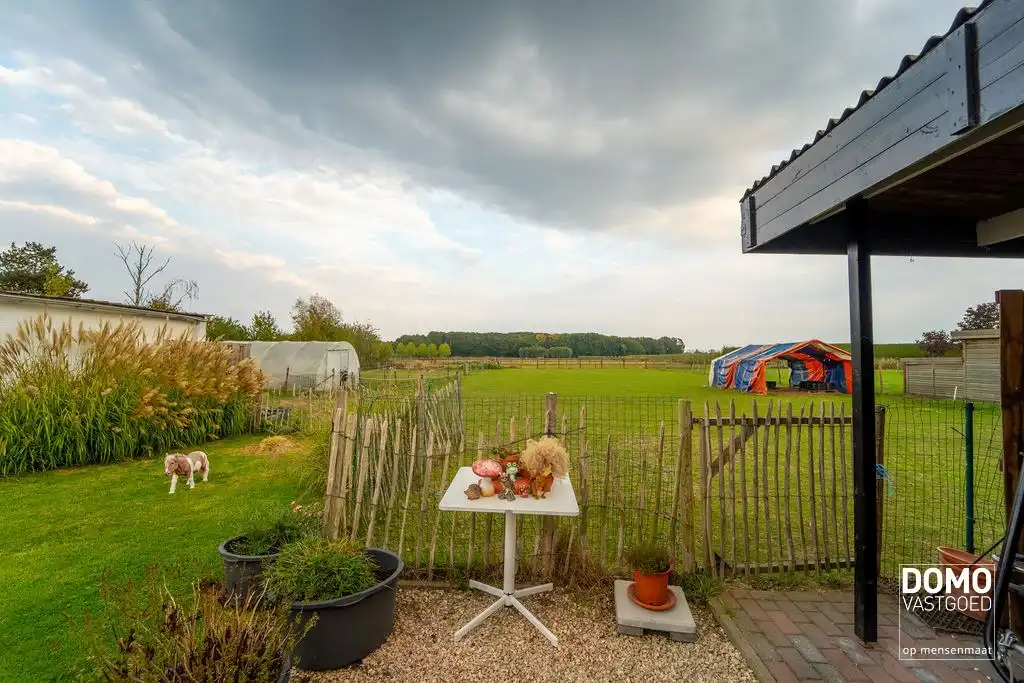 Landelijke open bebouwing met prachtig uitzicht foto 20