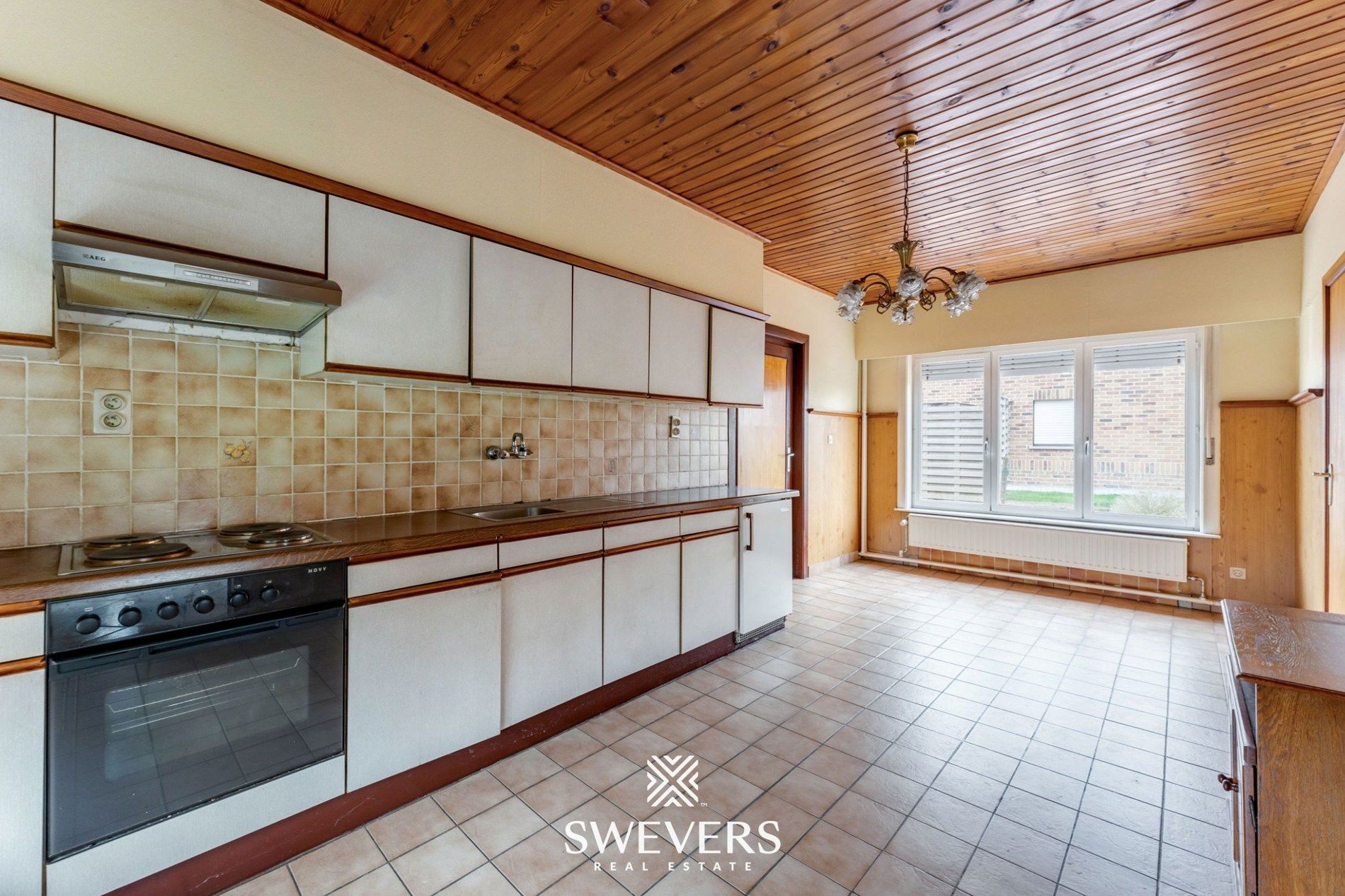 Te renoveren woning met tuin en garage in Budingen foto 10