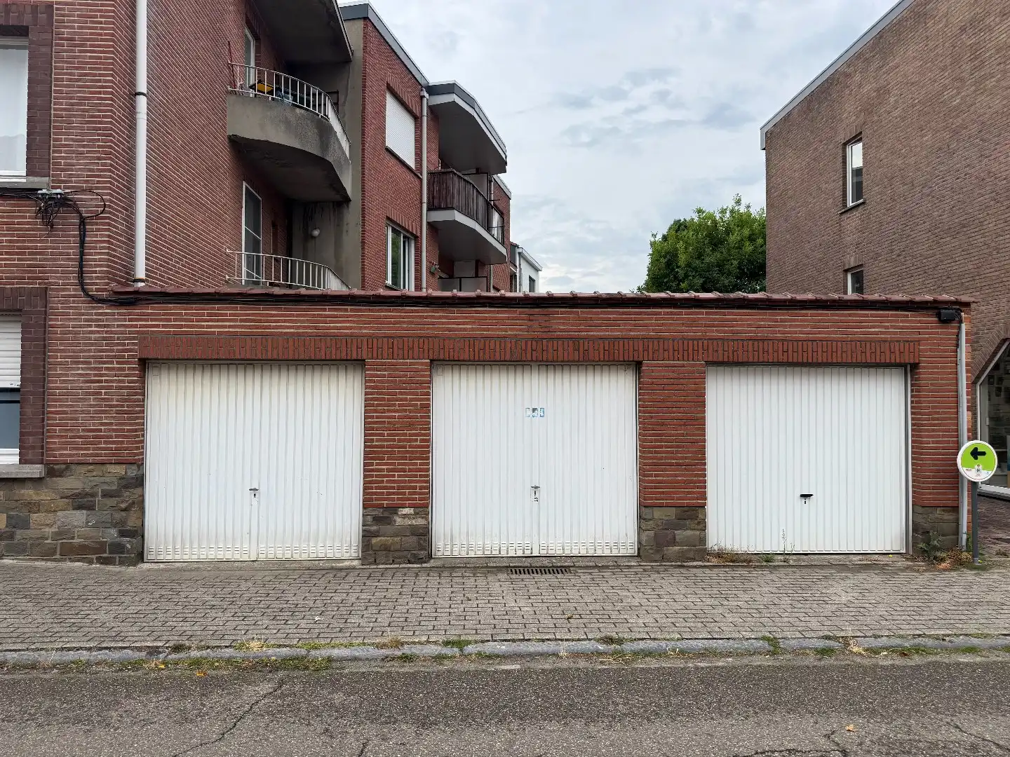 Ruim hoekappartement met garage foto 15