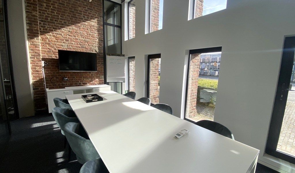 Recent ingerichte loftkantoren te koop in Kortrijk foto 3