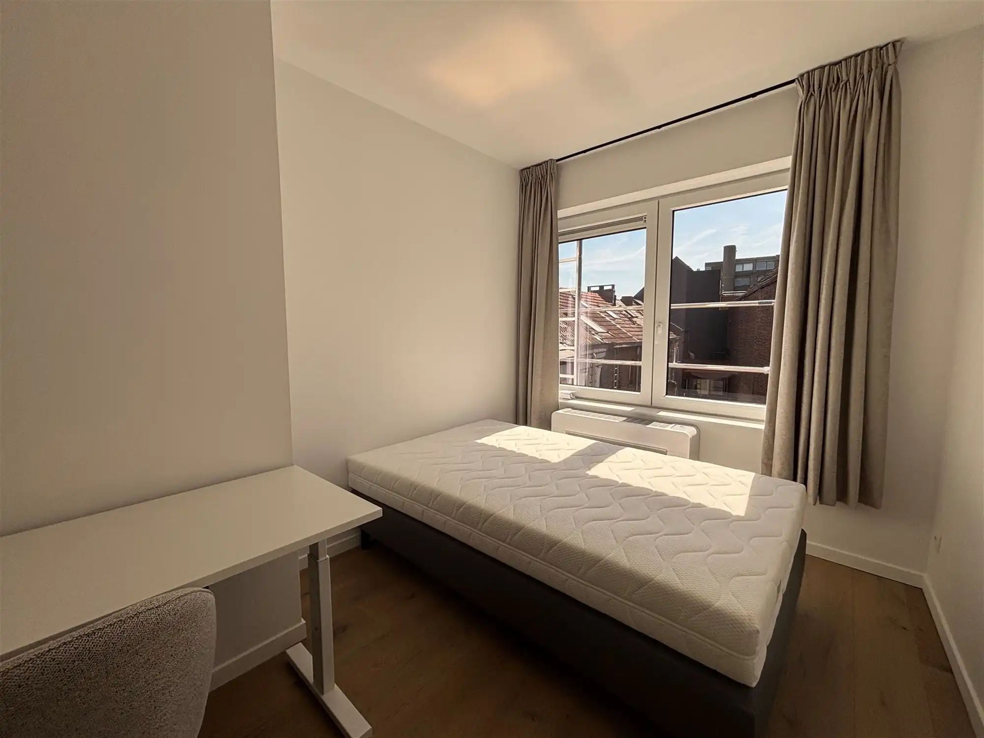 Moderne studentenkamer met airco foto 4