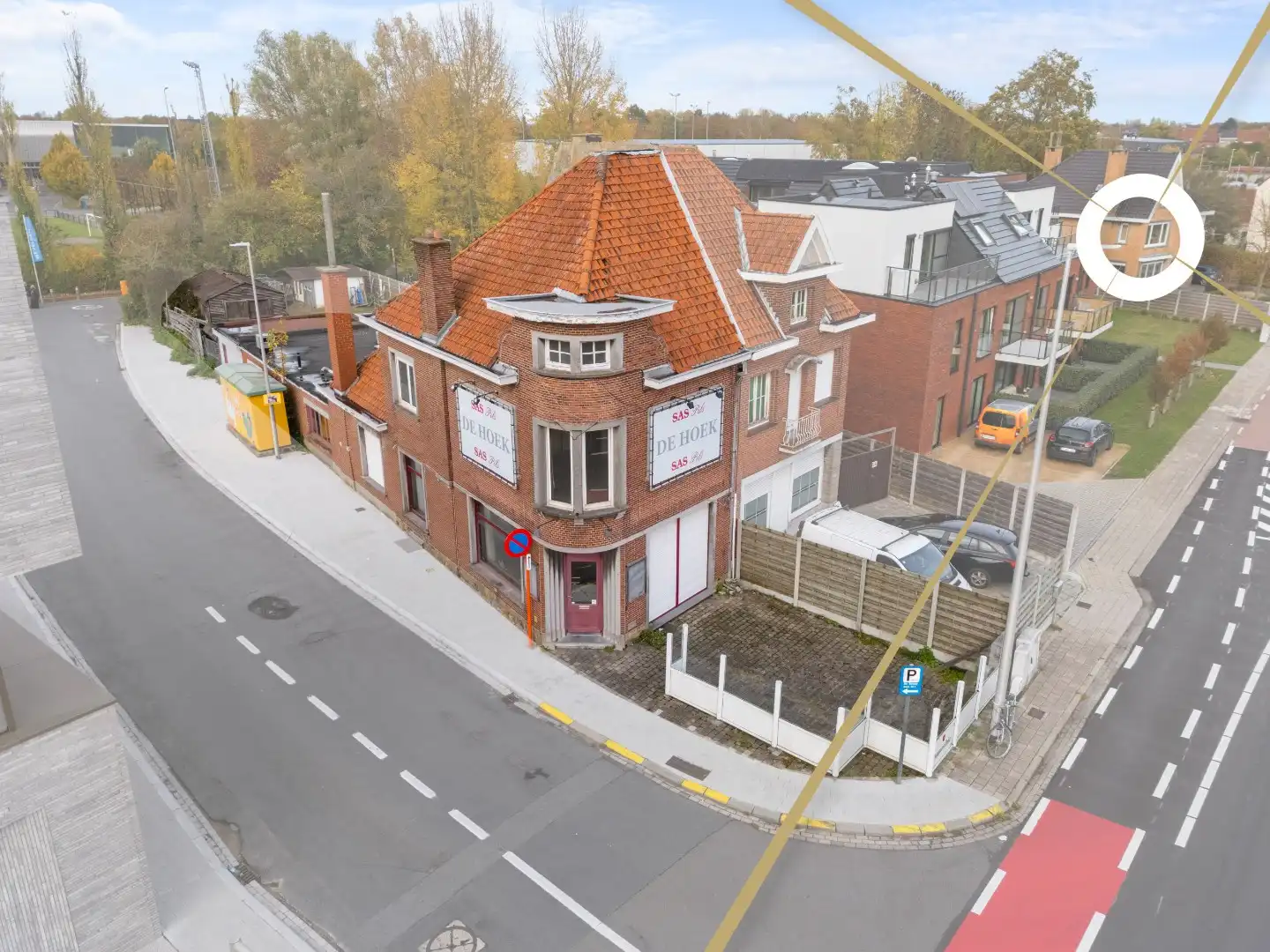 Magnifieke commerciële opportuniteit te Wevelgem  foto {{pictureIndex}}