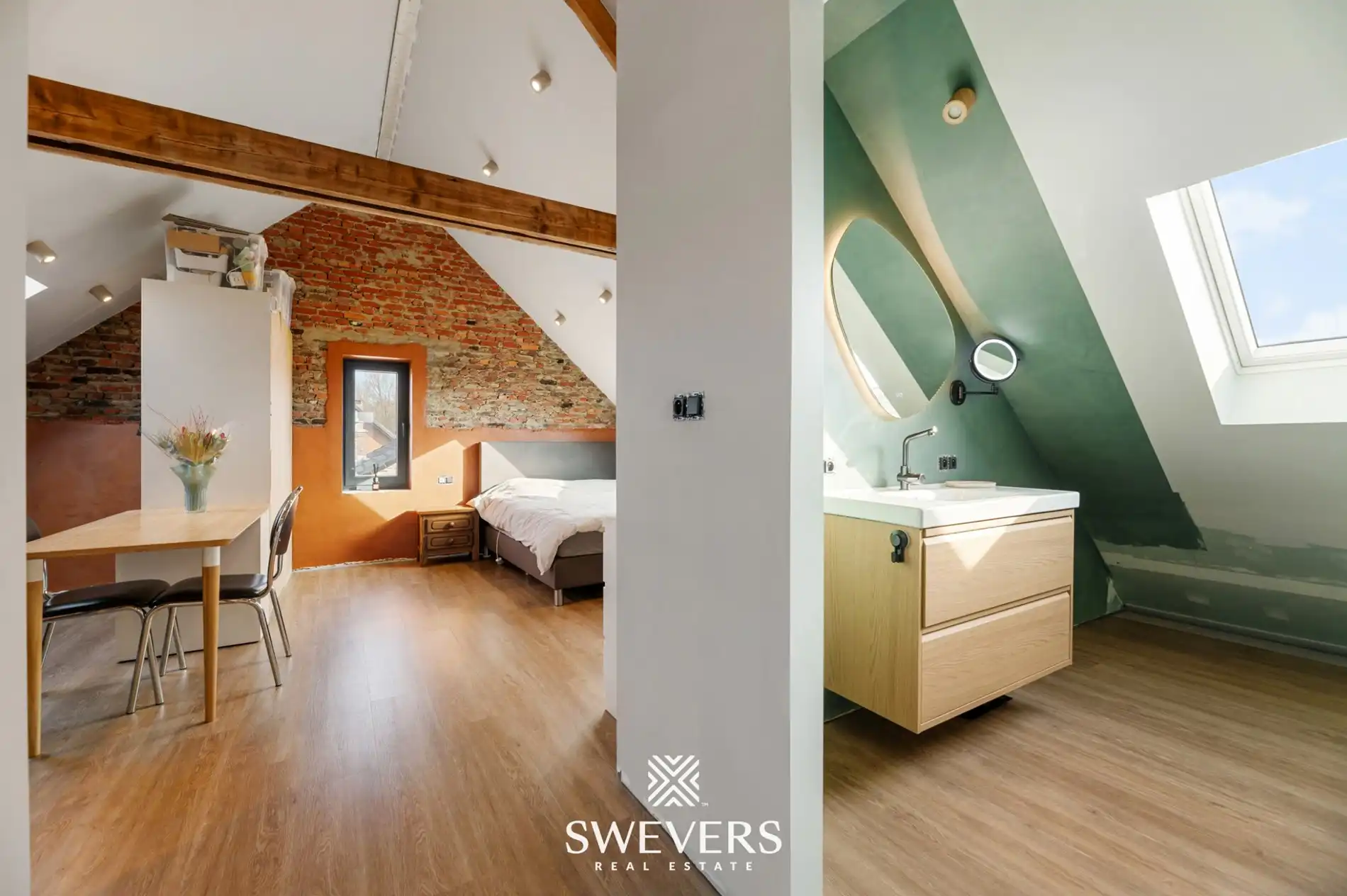 Gestripte OB met vergunde plannen en afgewerkte zolder op 10 are foto 23