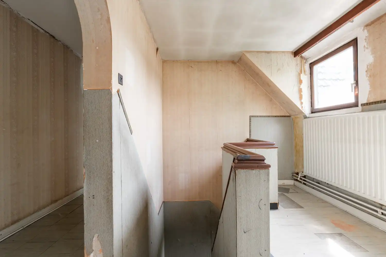 Ruime multifunctionele woning met een toonzaal en een schitterend perceel van 1108 m²! foto 27