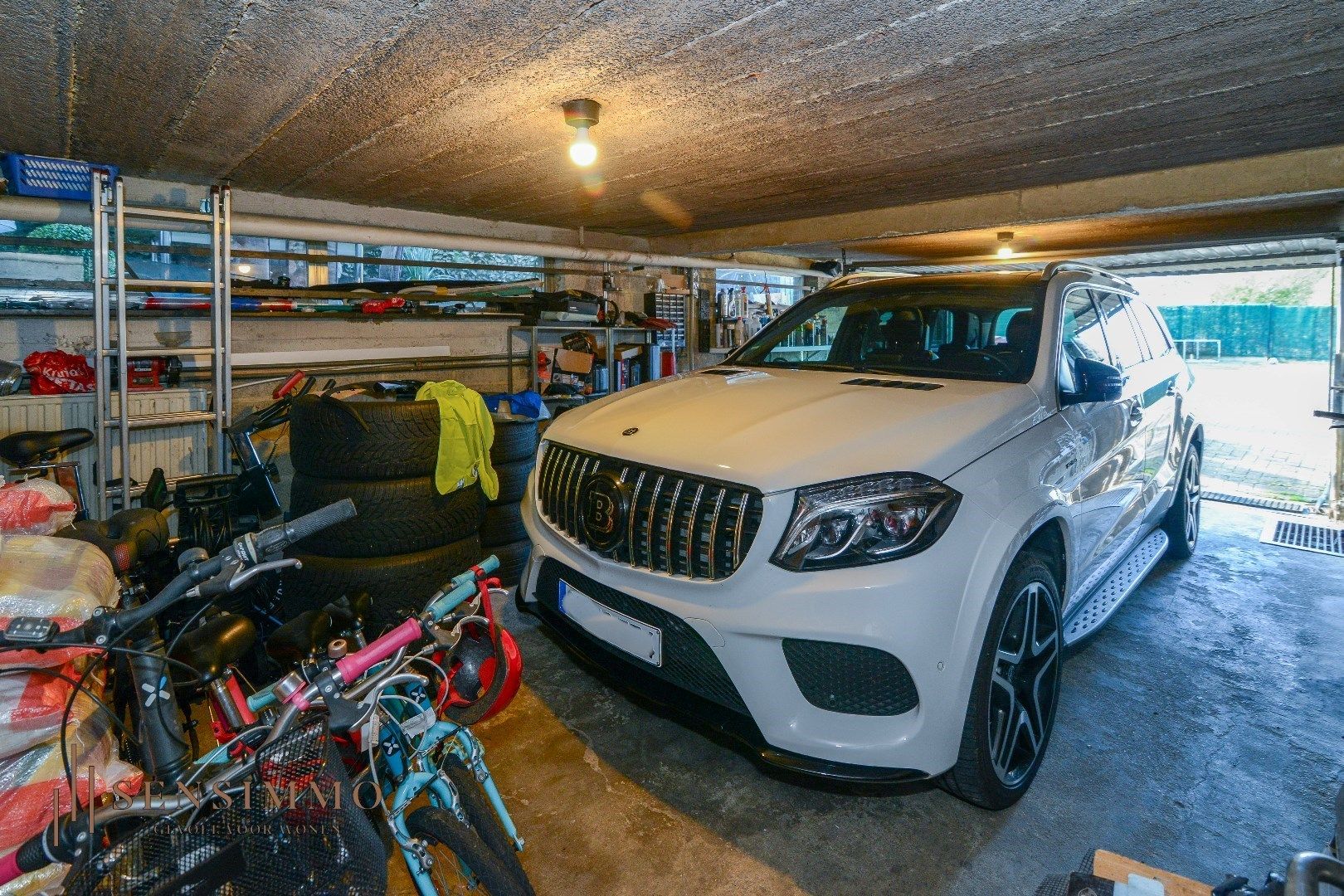 Ruime half open bebouwing met 6 slaapkamers, garage en tuin met energielabel B in Maasmechelen  foto 20
