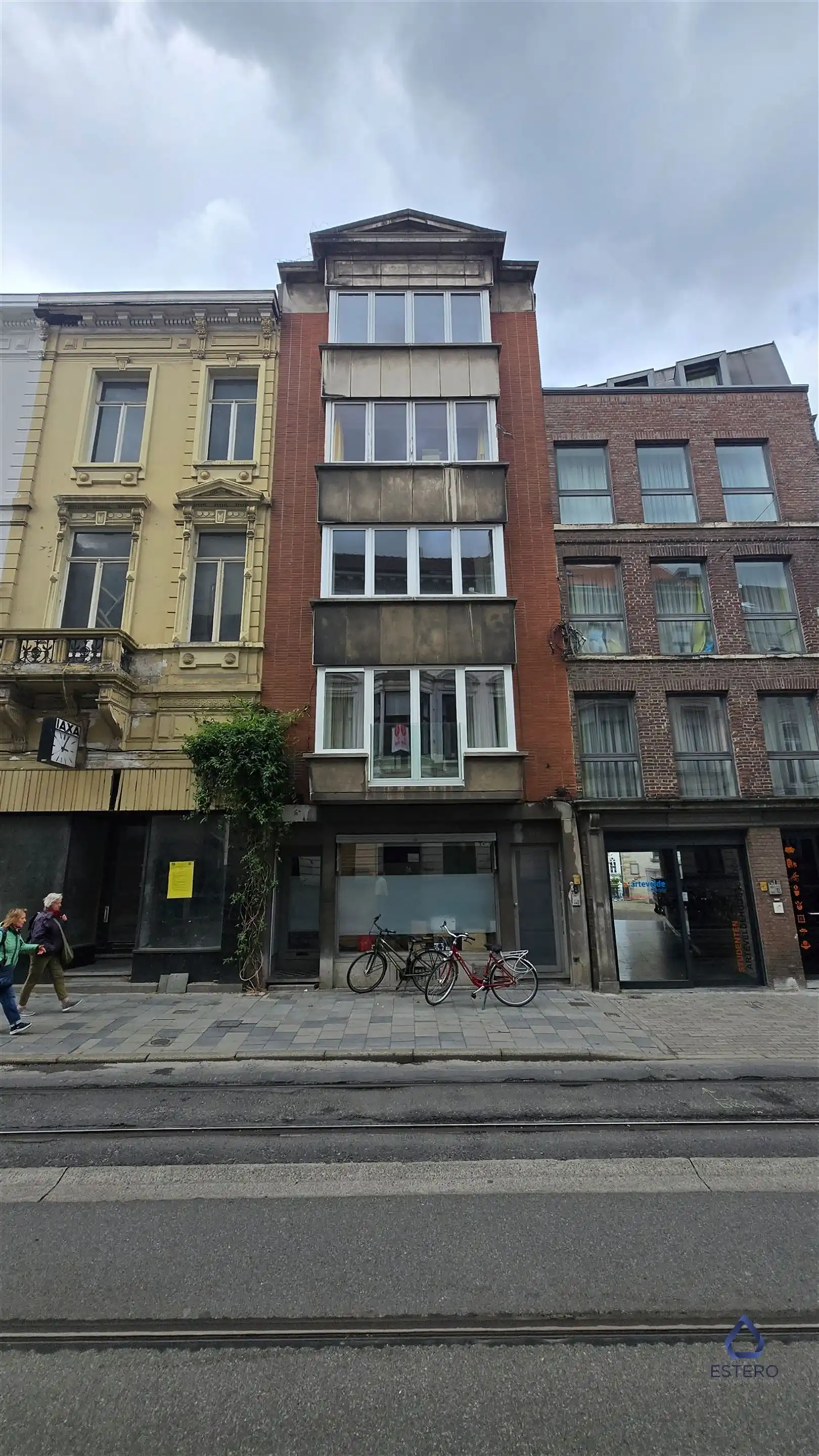 Comfortabel 3-slaapkamerappartement in centrum Gent foto {{pictureIndex}}