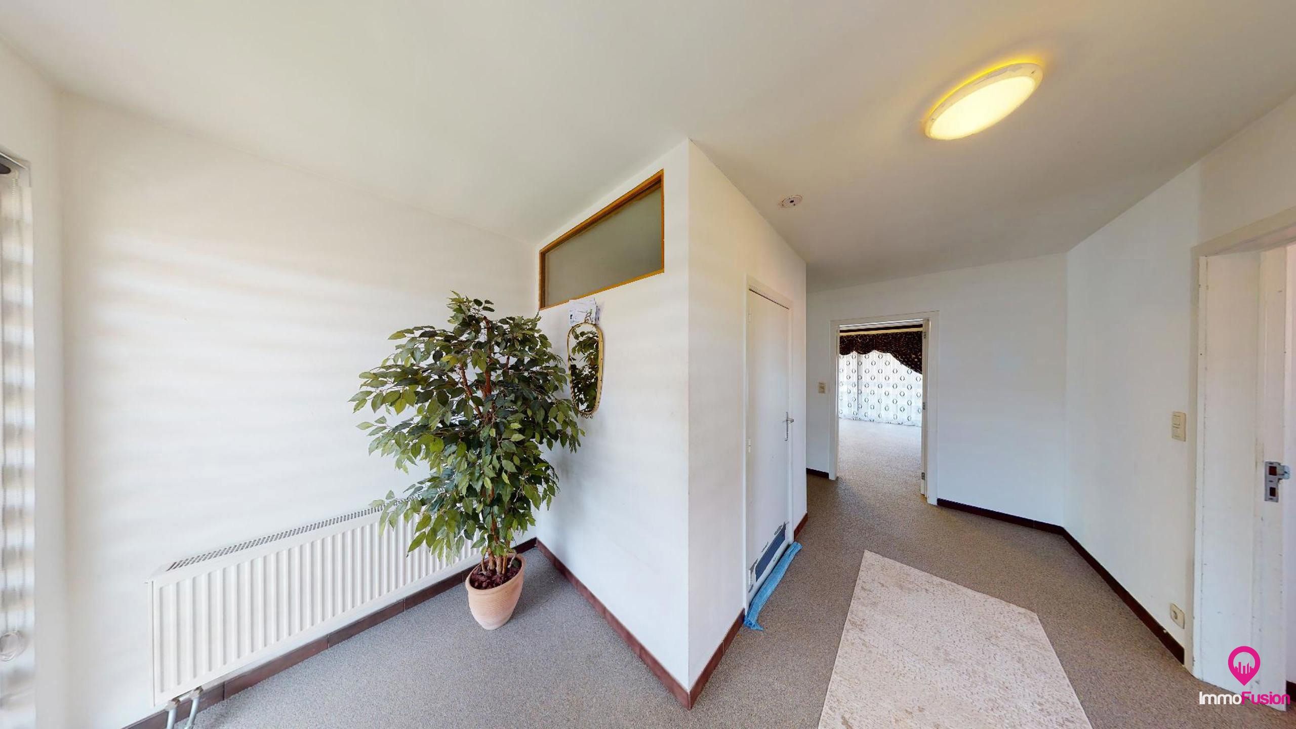 Riant handelspand met apart appartement + parking op toplocatie! foto 5