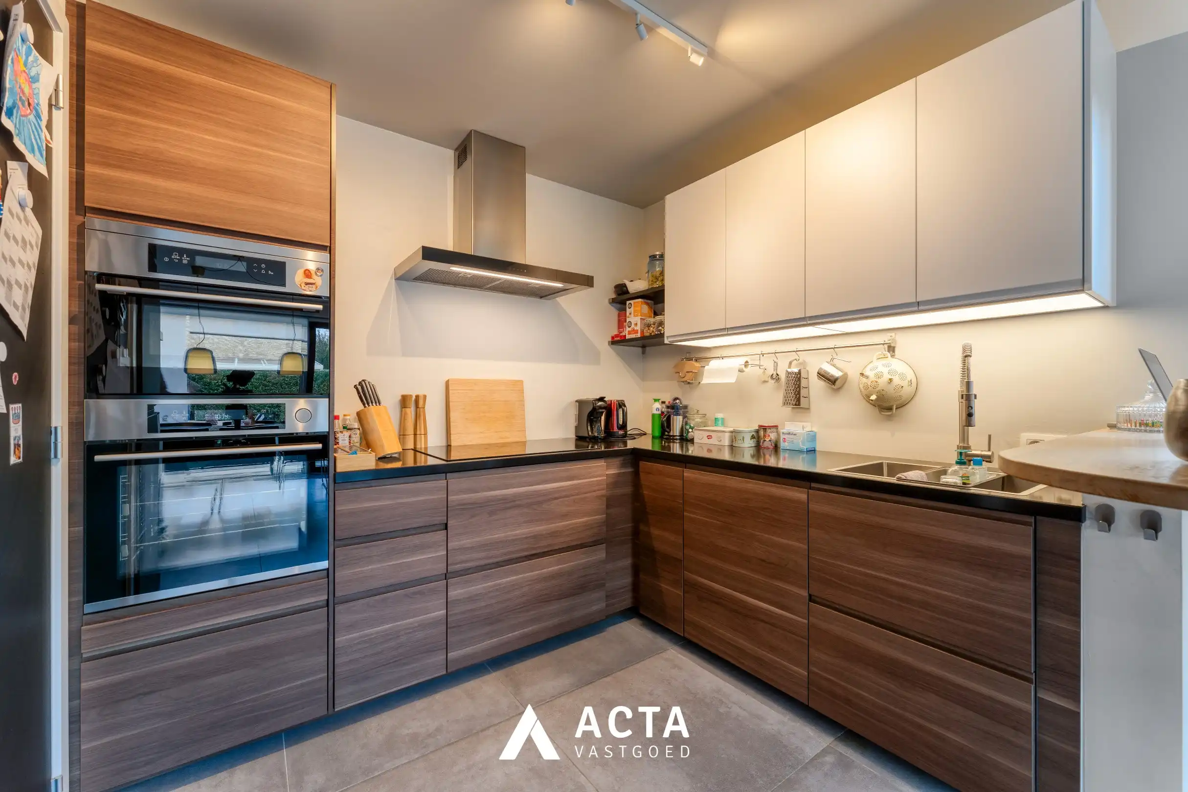 Instapklare halfopen gezinswoning in Baanhof in Oostende foto 10