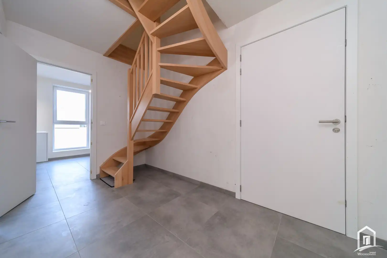 Uiterst ruim en lichtrijk duplex-appartement te Aalst foto 13