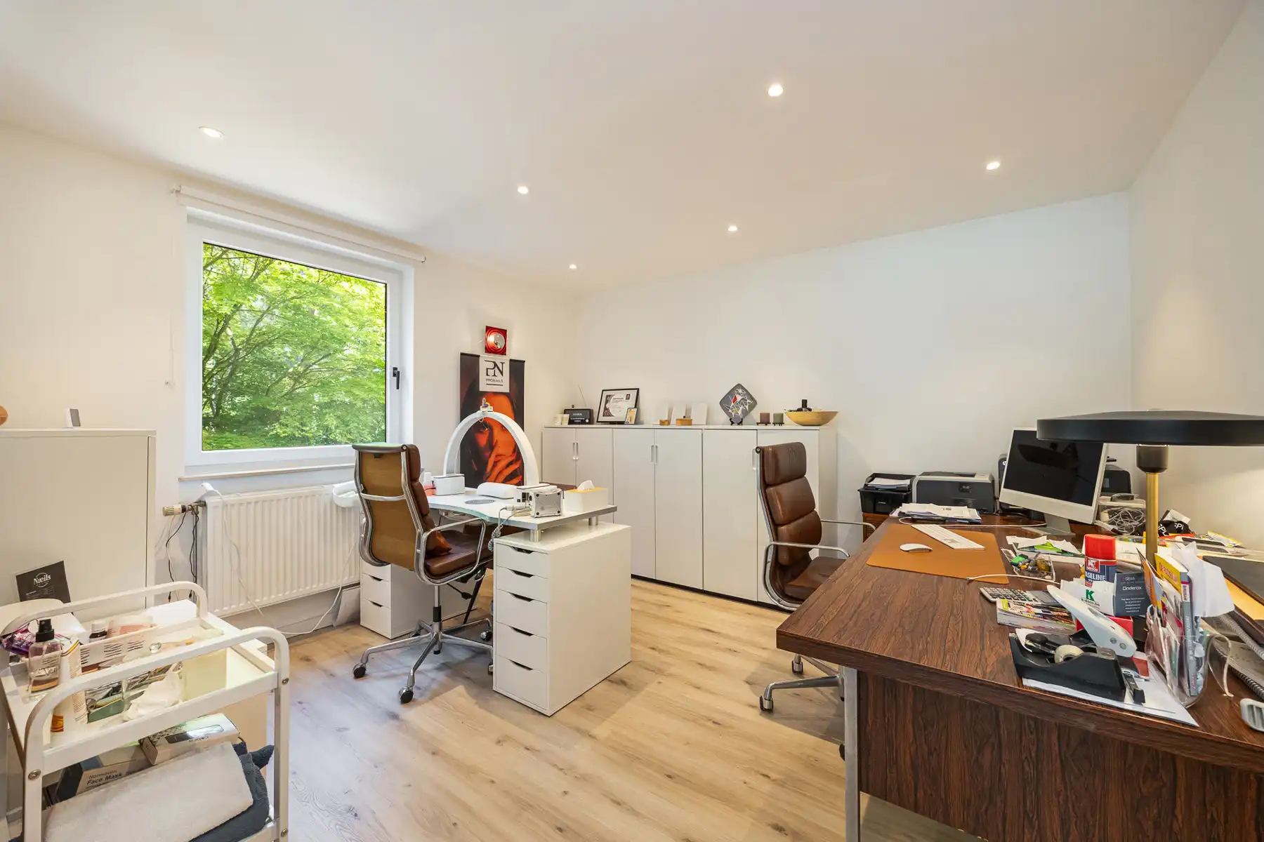 Gerenoveerde villa met 6 slpk, praktijk, zwembad op 1.867m² foto 15