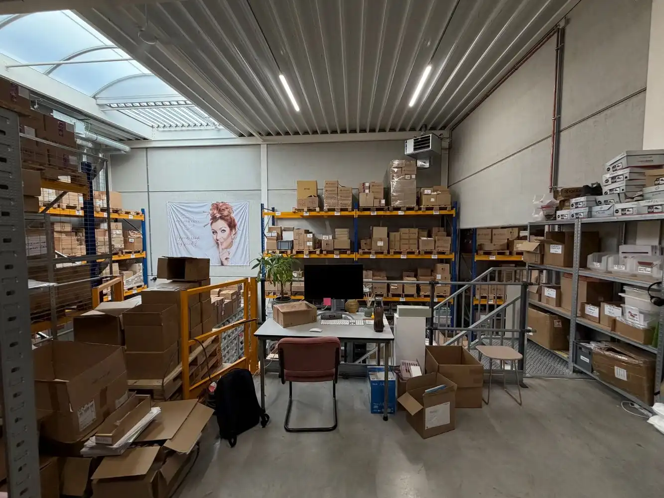 KMO-unit 144m² met mezzanine foto 15