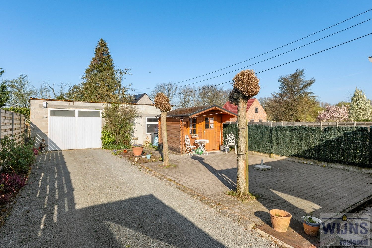Rustige gelegen op te frissen laagbouw woning. foto 21