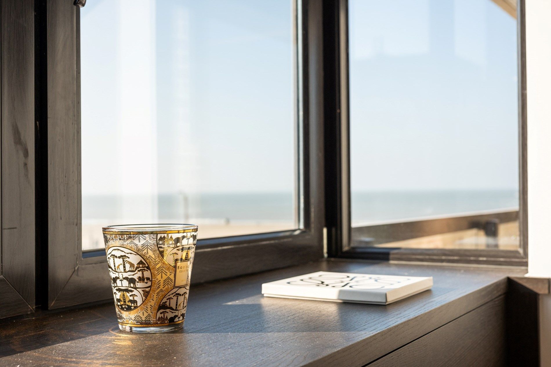 Luxe appartement met zonnig terras en zeezicht gelegen op het Albertplein te Knokke. foto 28