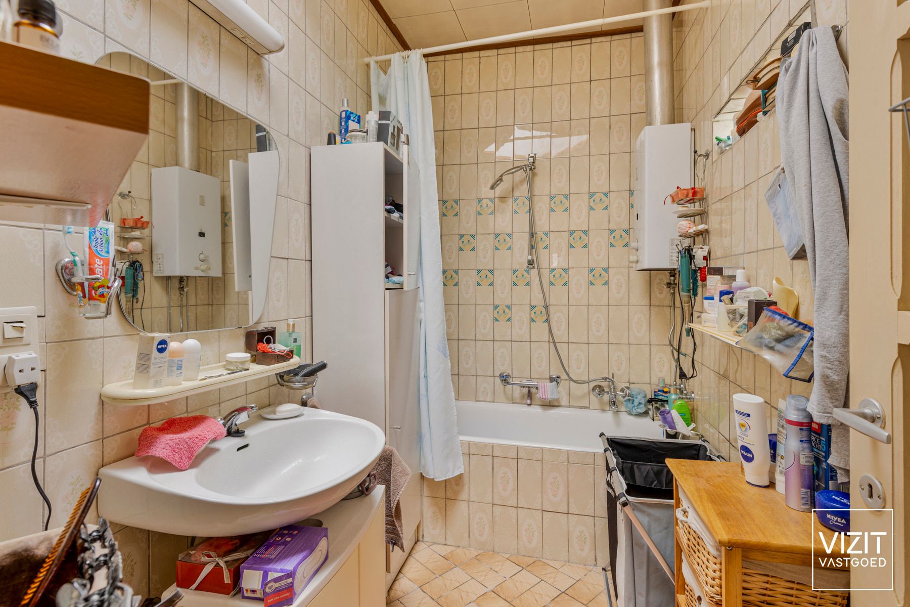 Volledig te renoveren woonhuis met garage foto 10