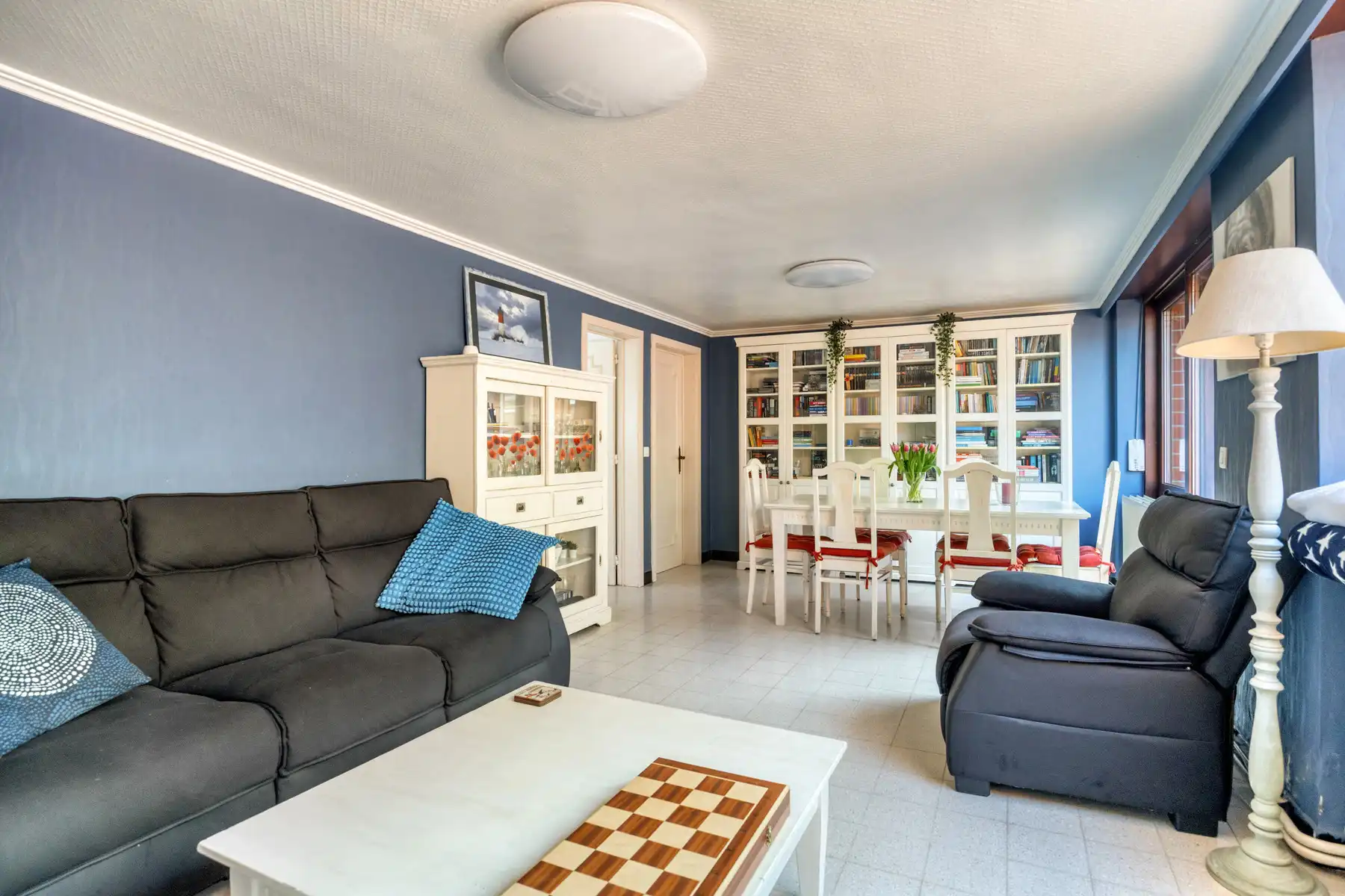 Zeer goedgelegen halfopen bebouwing met garage!! foto 4