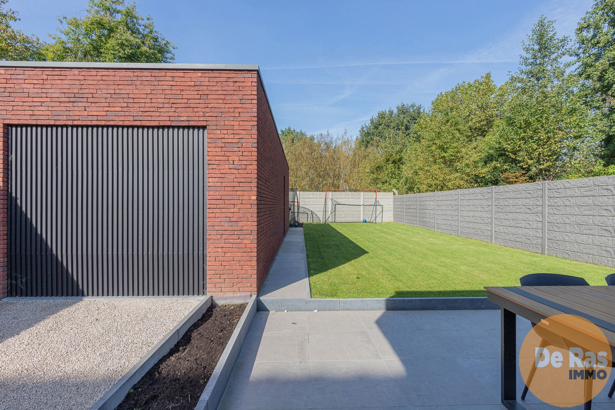 WANZELE - Prachtige gezinswoning met 4 slpks, tuin en garage foto 27