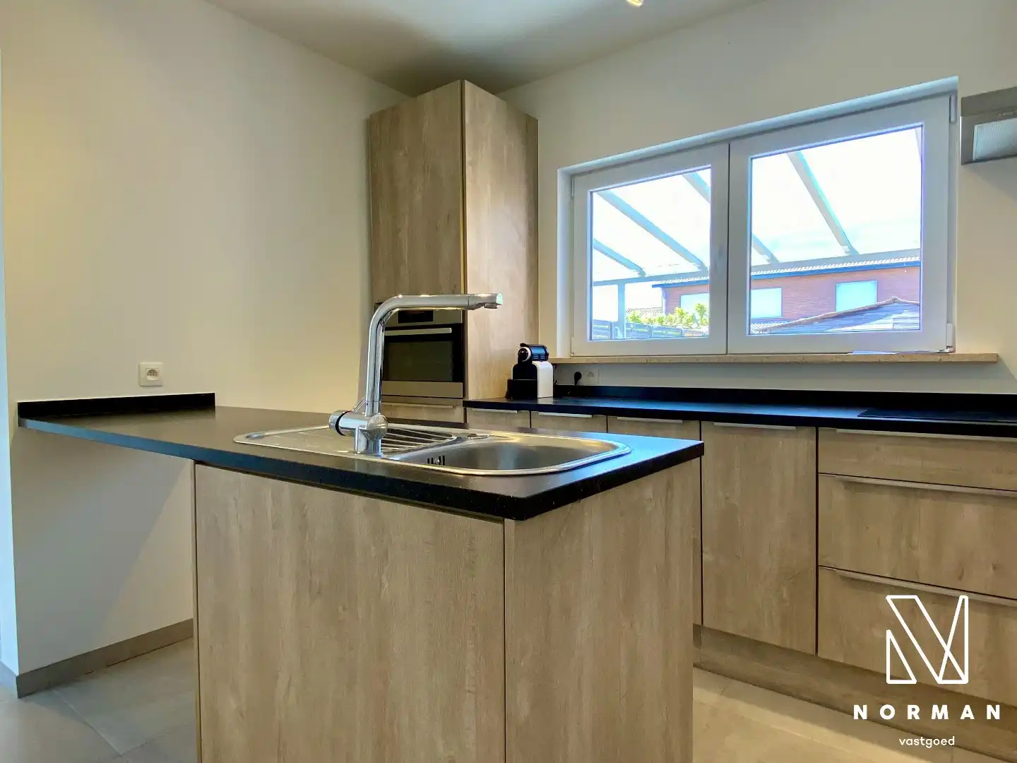 Gerenoveerde woning in Hulste met 3 slaapkamers, ruimte tuin met terras en EPC label A foto 6