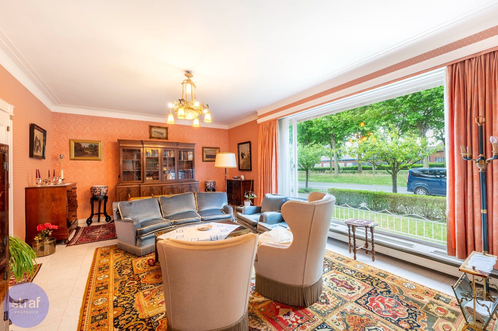 Ruime villa met 4 slaapkamers en veel karakter foto 4