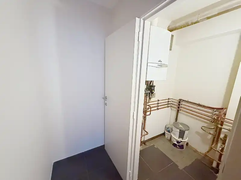 Gelijkvloers appartement met terras en dubbele garage foto 8