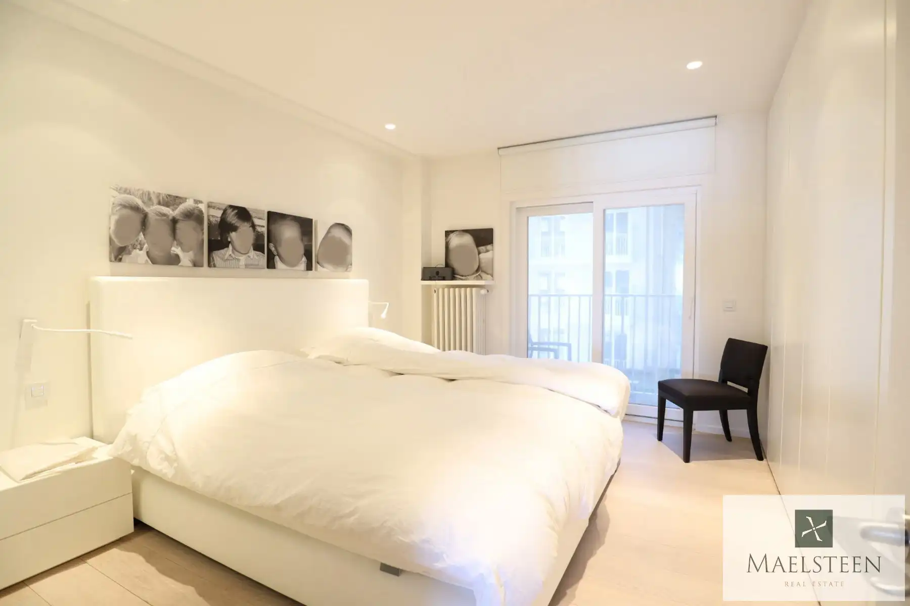 Frontaal zeezicht op het Rubensplein in Knokke foto 16