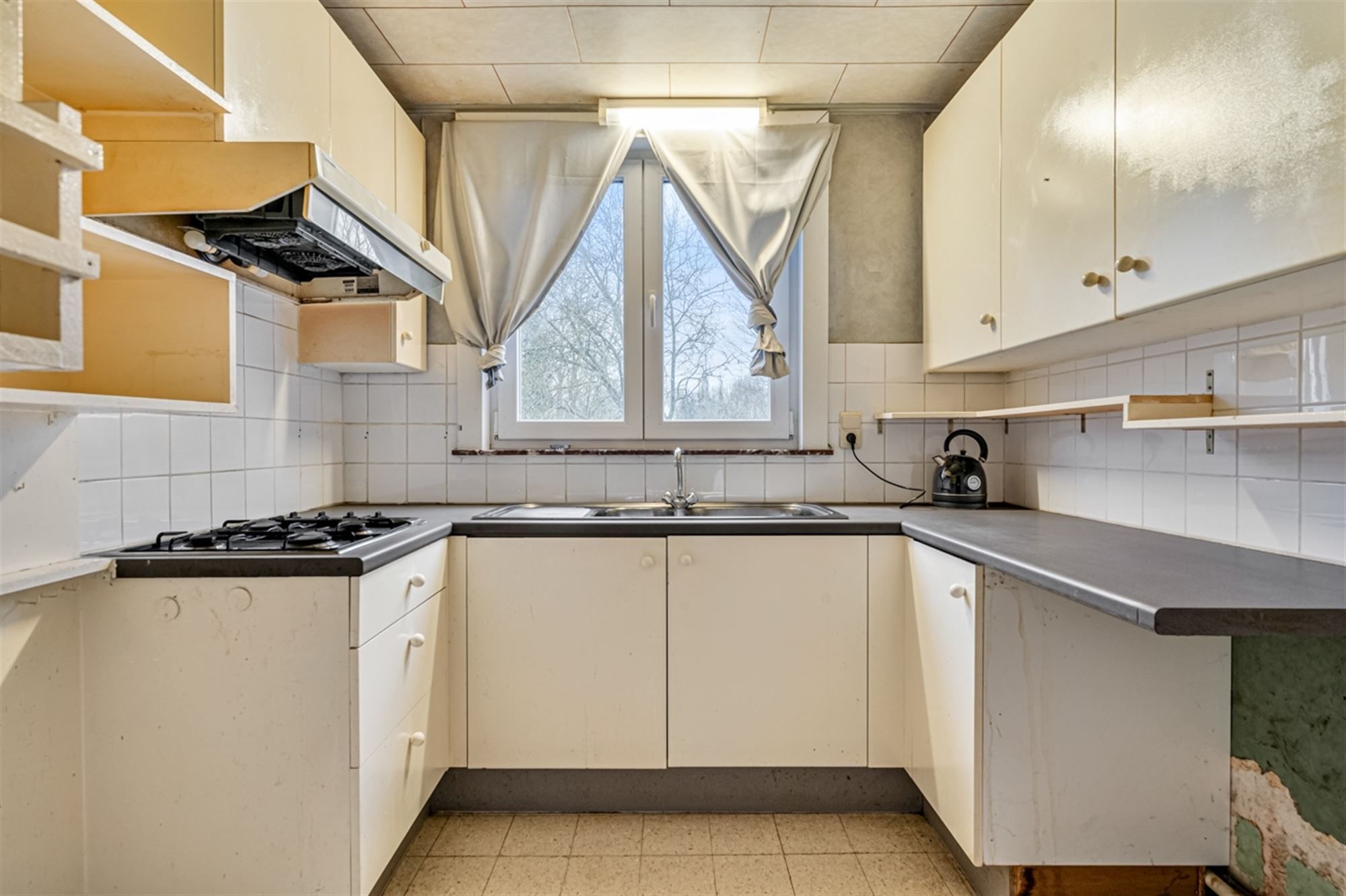 Te renoveren herenwoning met 4 slaapkamers foto 5