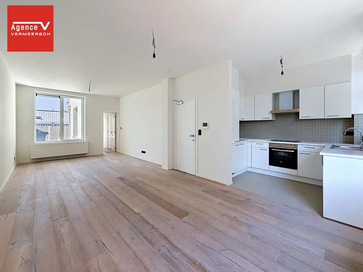Instapklaar 3-slaapkamerappartement aan het Heilig-Hartplein. foto 7