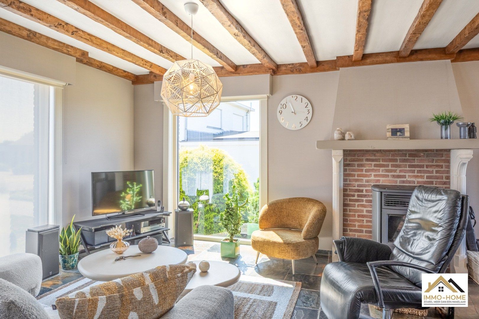 Vrijstaande woning met ruimte tuin en open zicht!  foto 10