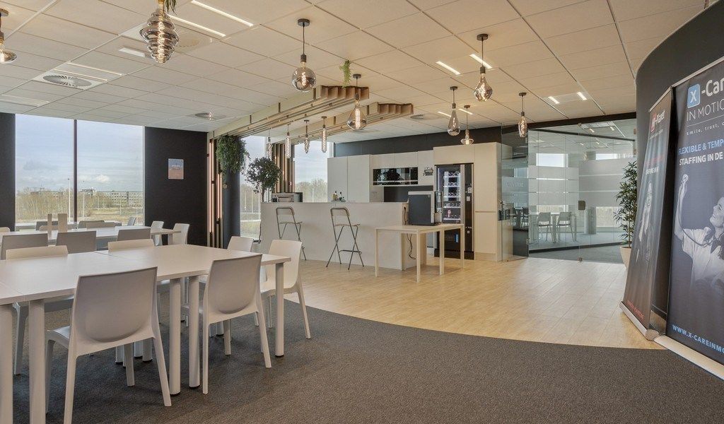 Gemeubelde kantoren met dienstverlening in Planet Business Center aan The Loop in Gent foto 19