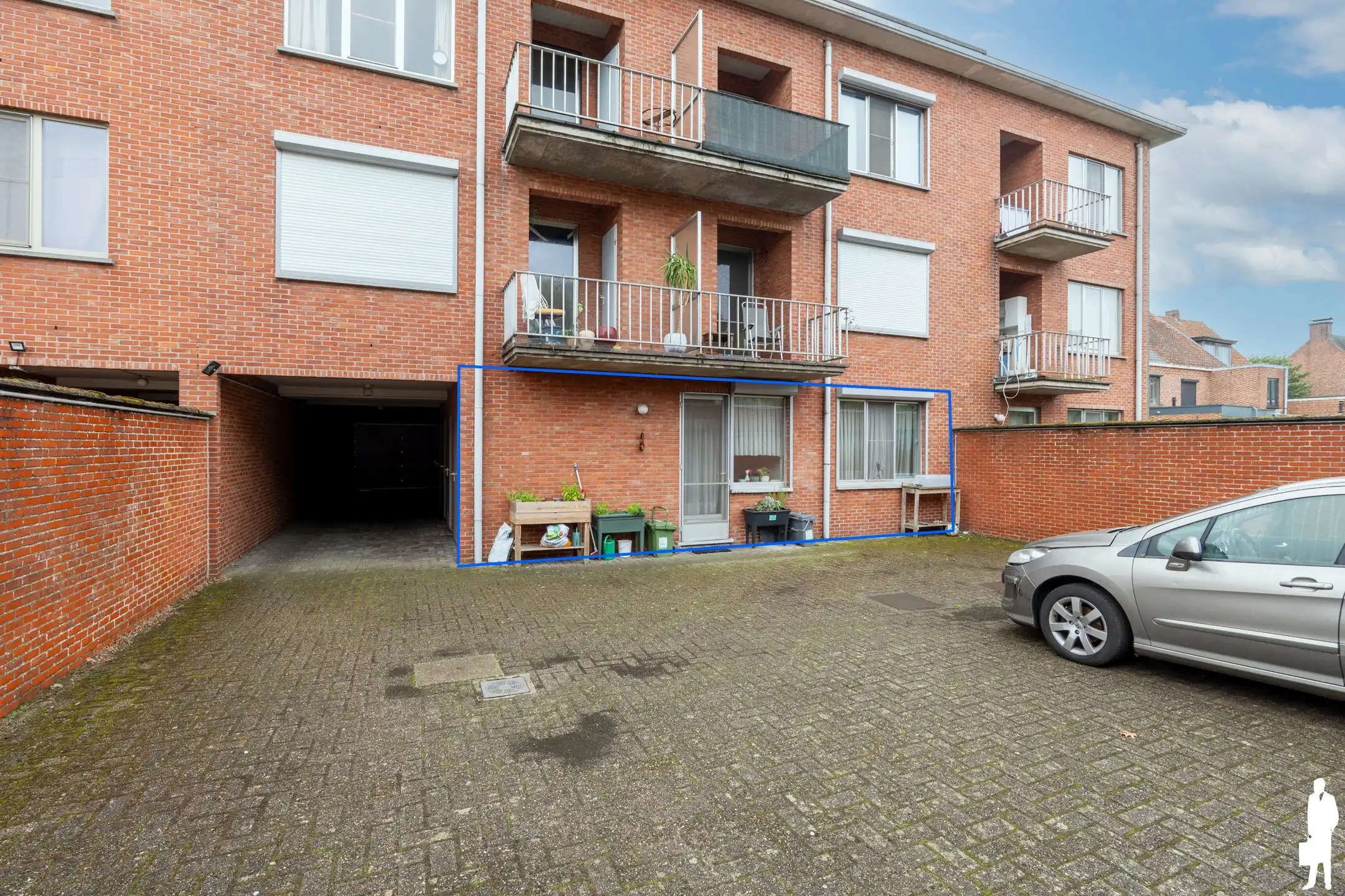 Verhuurd appartement met 2 slpk. en private garage foto 19