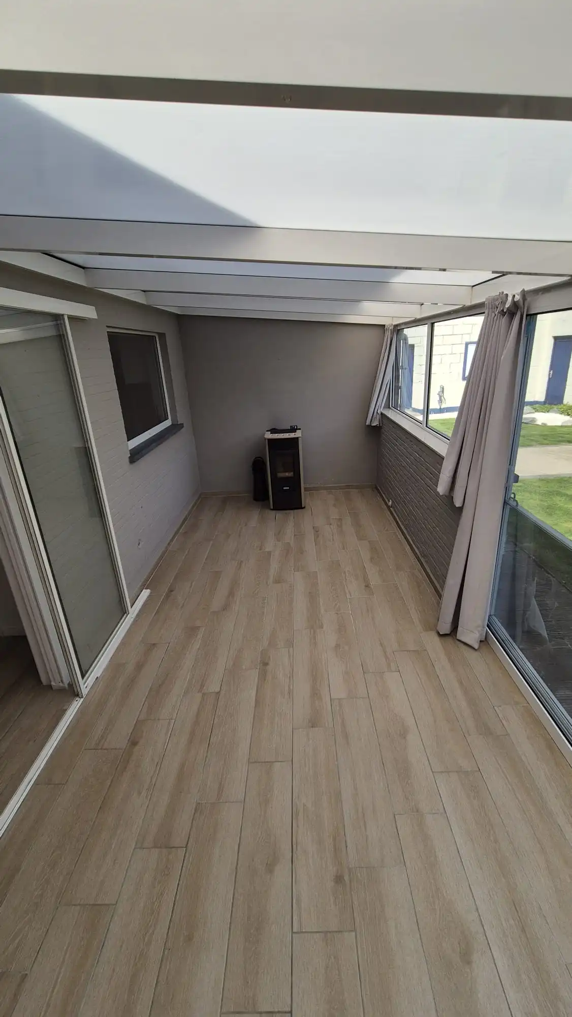 Open bebouwing in centraal gelegen rustige wijk foto 7