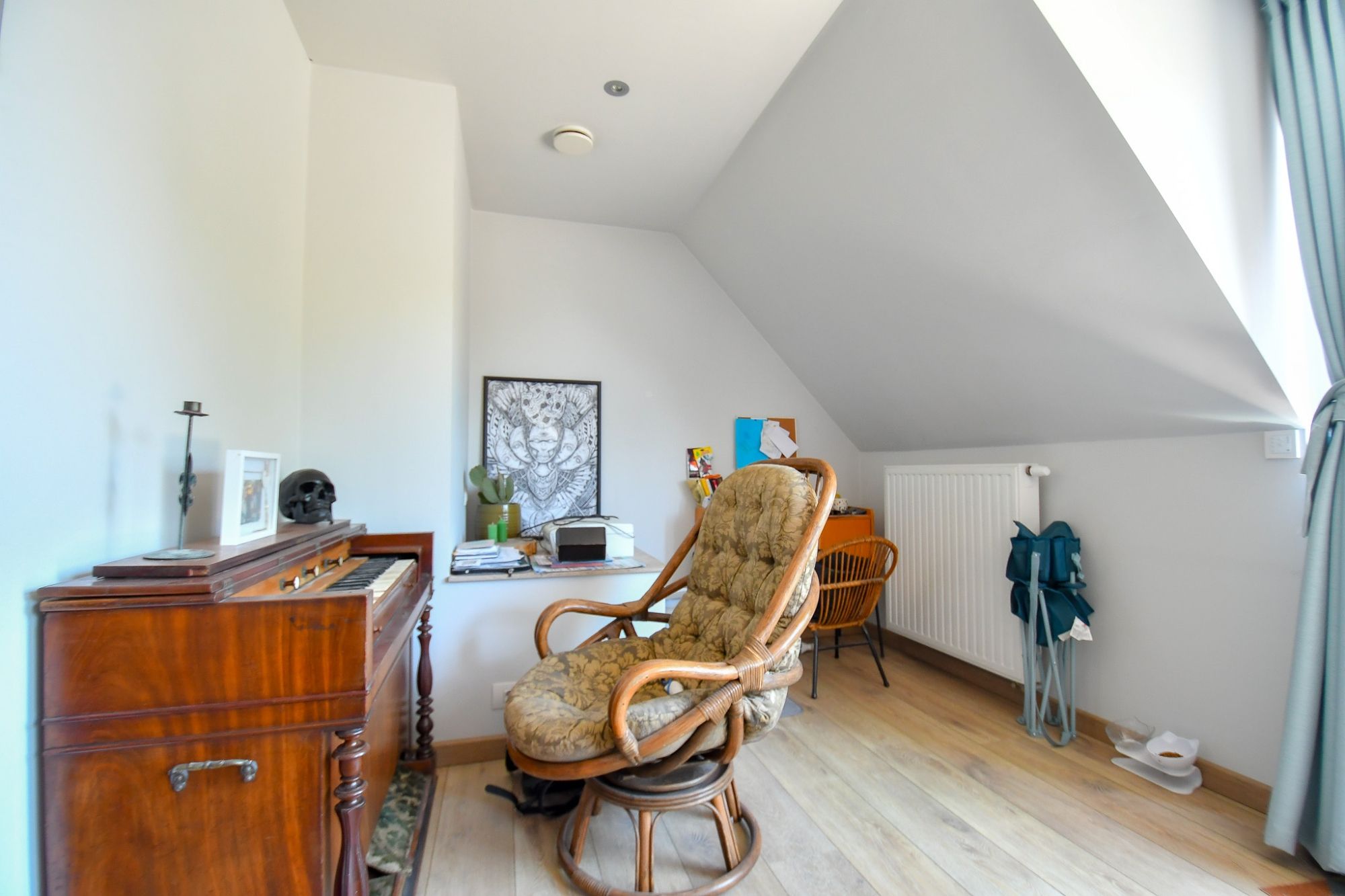 GOED GELEGEN & KWALITATIEF APPARTEMENT MET TERRAS EN FIETSENBERGING foto 5