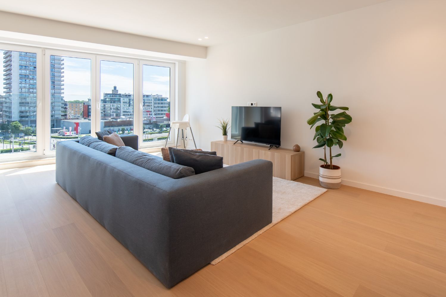Gerenoveerd appartement met open prachtig zicht foto 2