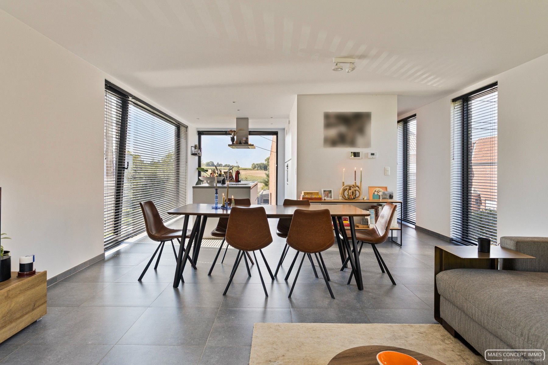 Architecturale alleenstaande woning in Anzegem centrum foto 13