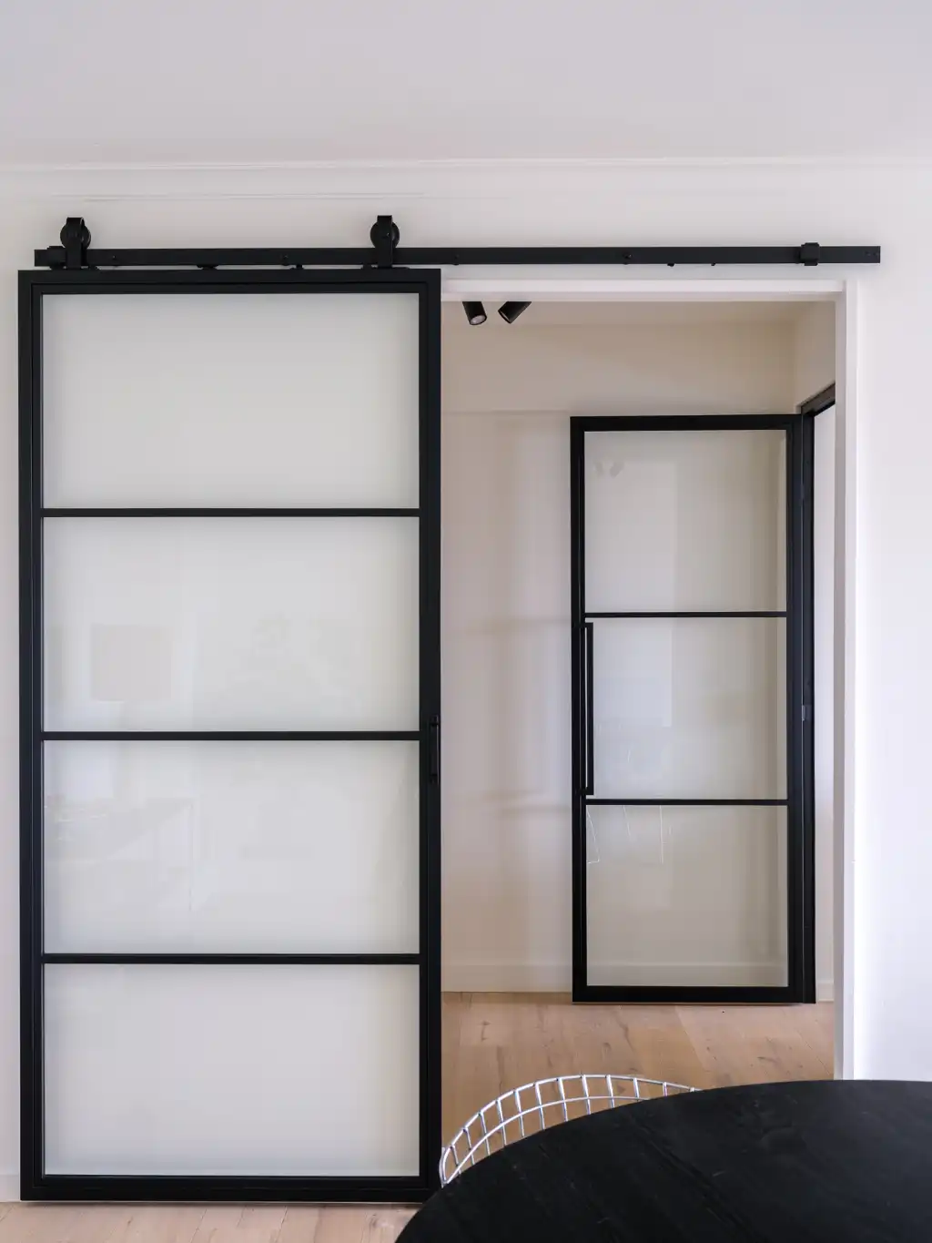 Ruim en lichtrijk 3 slpk appartement met terras nabij het station Gent-Sint-Pieters foto 10