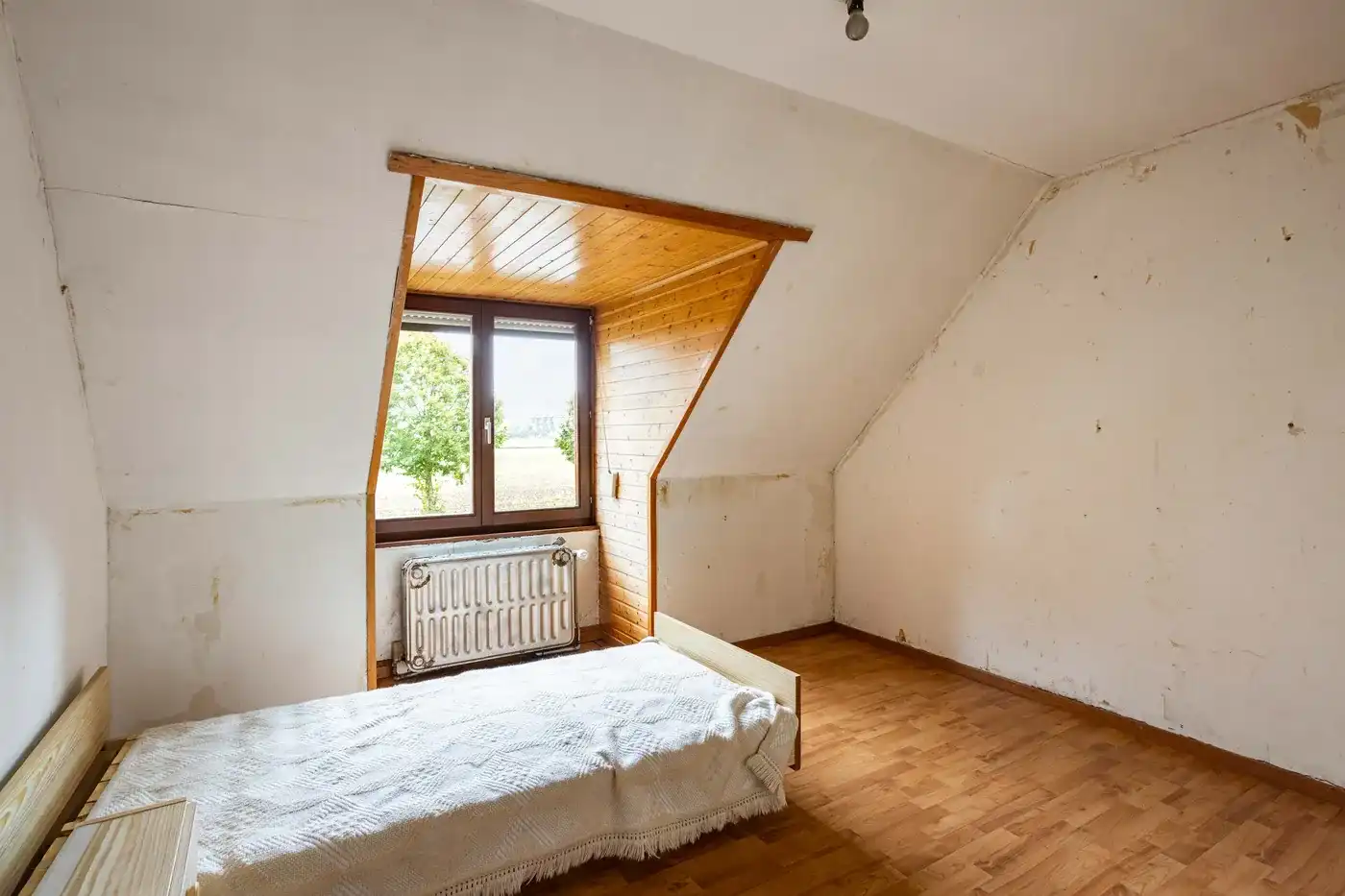 Ruime woning met landelijk uitzicht op een perceel van 1.962 m² in Spiere-Helkijn! foto 11
