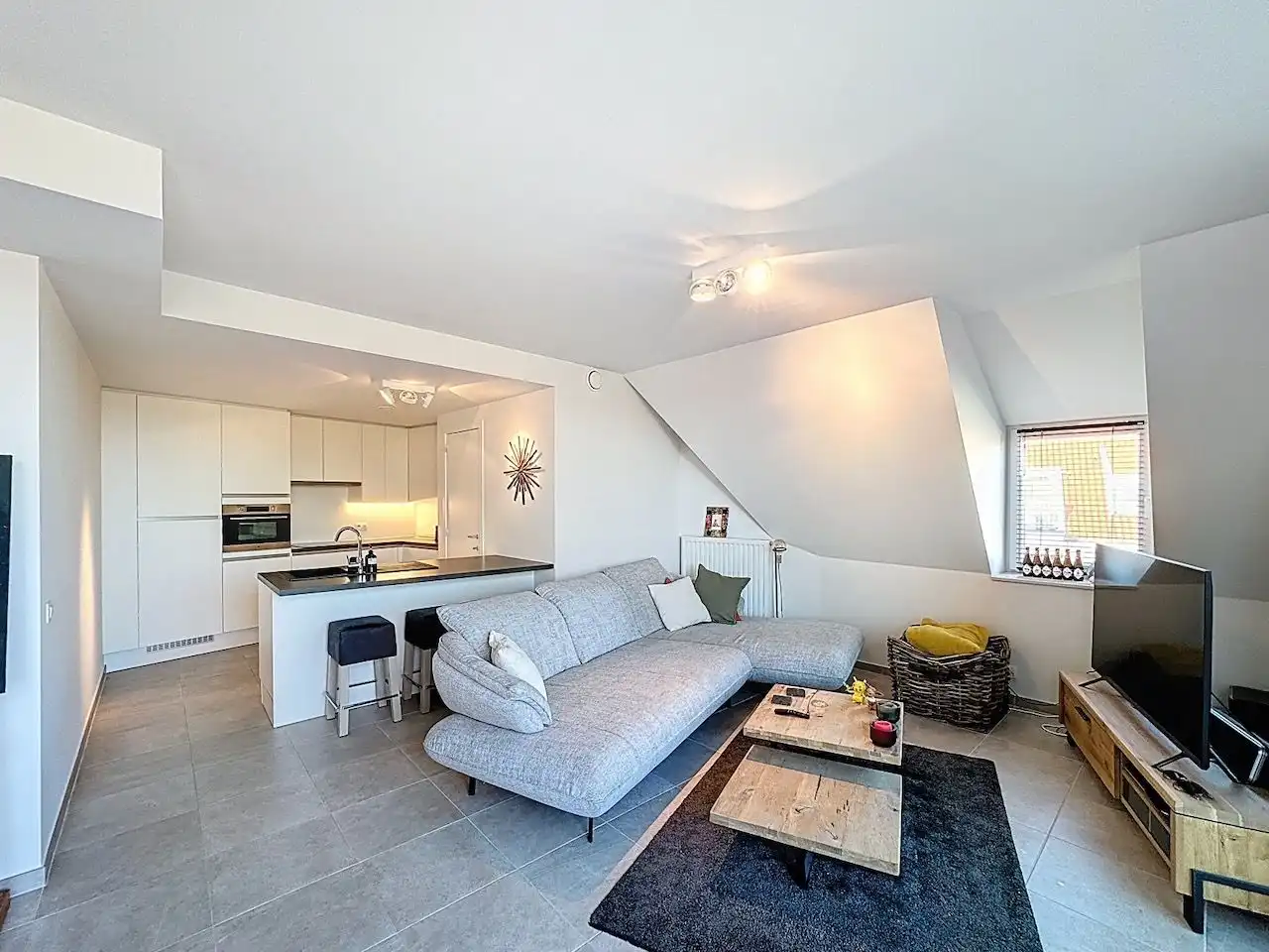 Lichtrijke penthouse met open zicht, degelijke afwerking & A-label foto 3