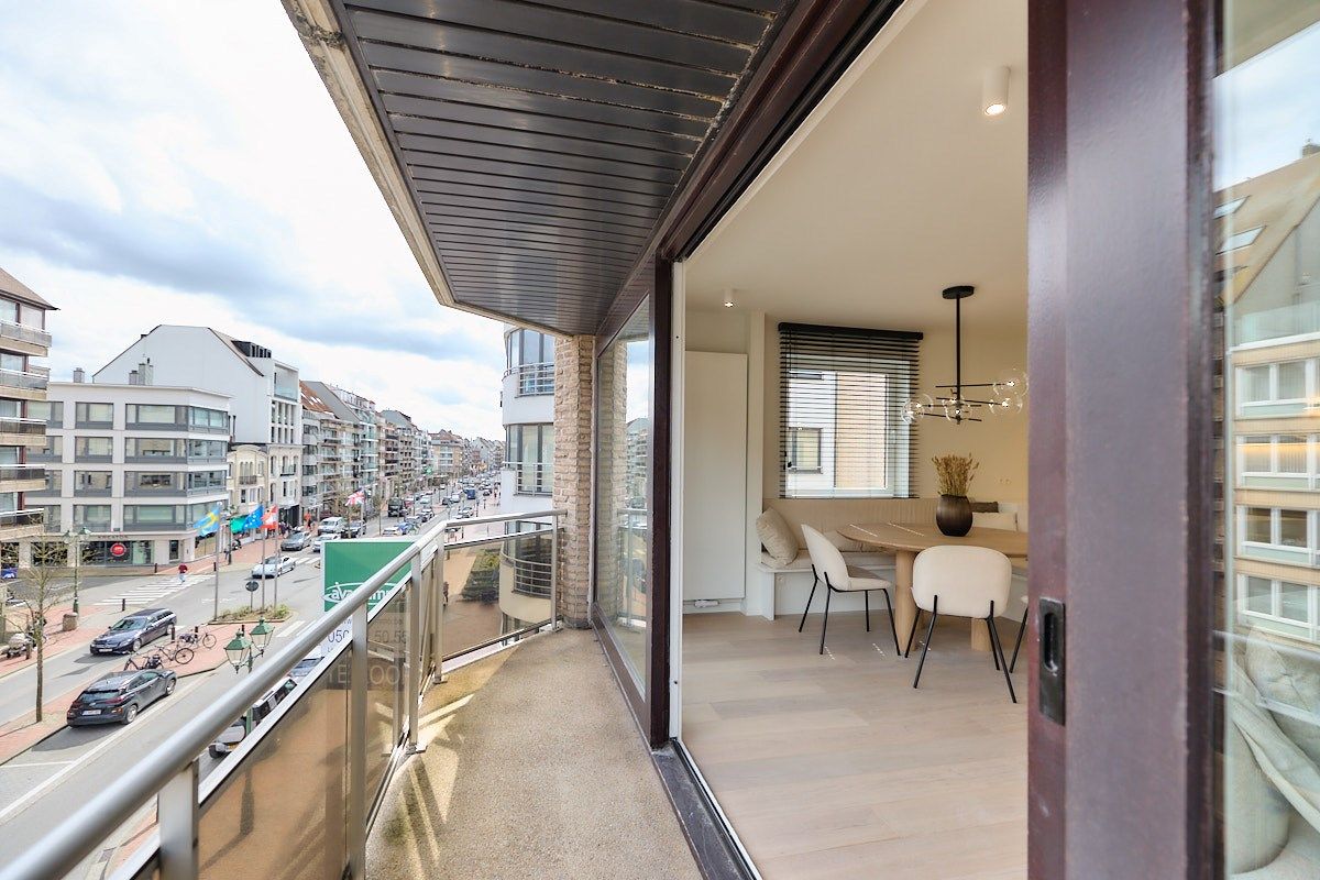 Luxueus gerenoveerd hoekappartement met 3 ruime slpks.  foto 10