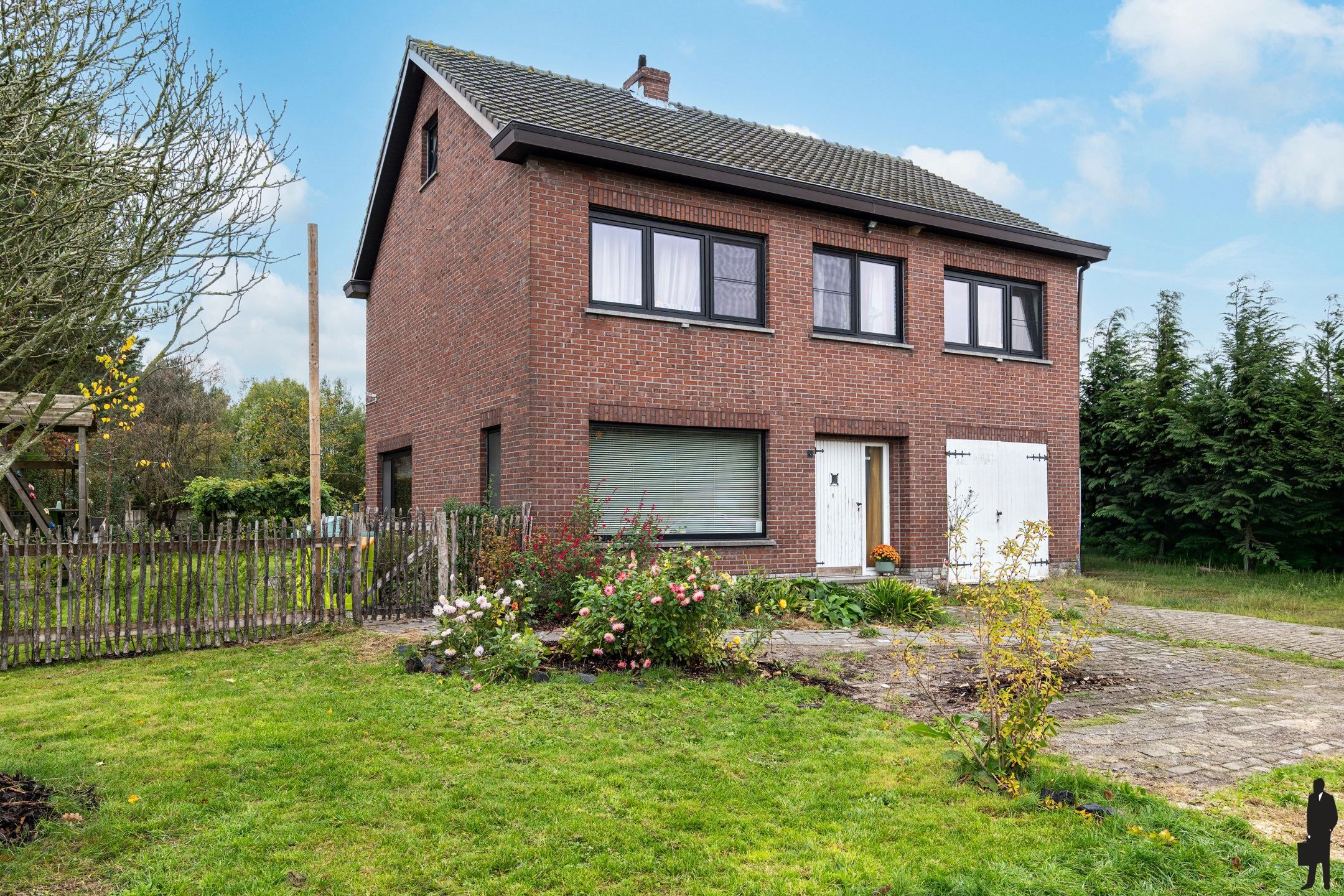 Woning met 3 slpks op 3.100 m² in landelijke omgeving foto 2