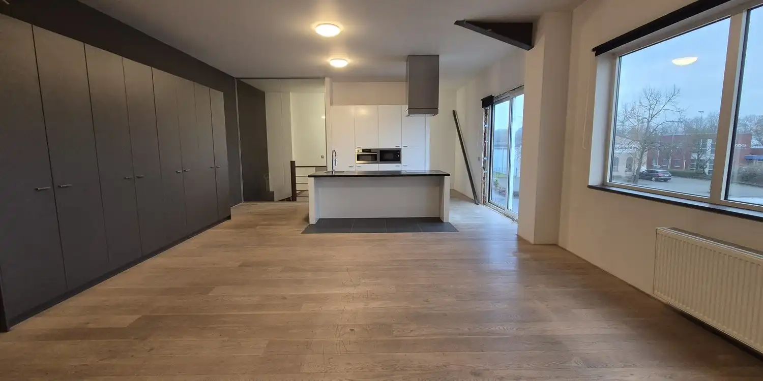 Multifunctionele ruimte te huur – ideaal voor praktijk of kantoor in het bedrijvige Wingepark foto 5