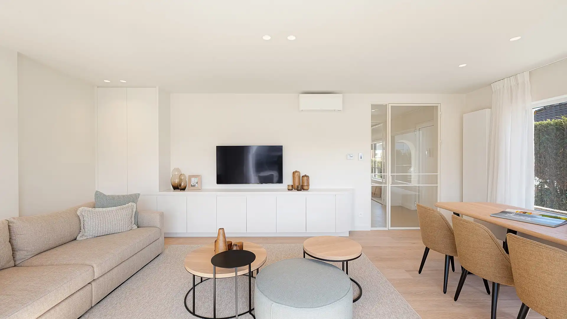 Luxe koppelvilla op toplocatie in Duinbergen – volledig gerenoveerd & instapklaar foto 7