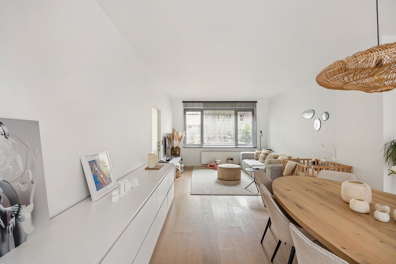 Prachtige hedendaagse herenwoning in de geliefde wijk Pulhof in Berchem foto 3