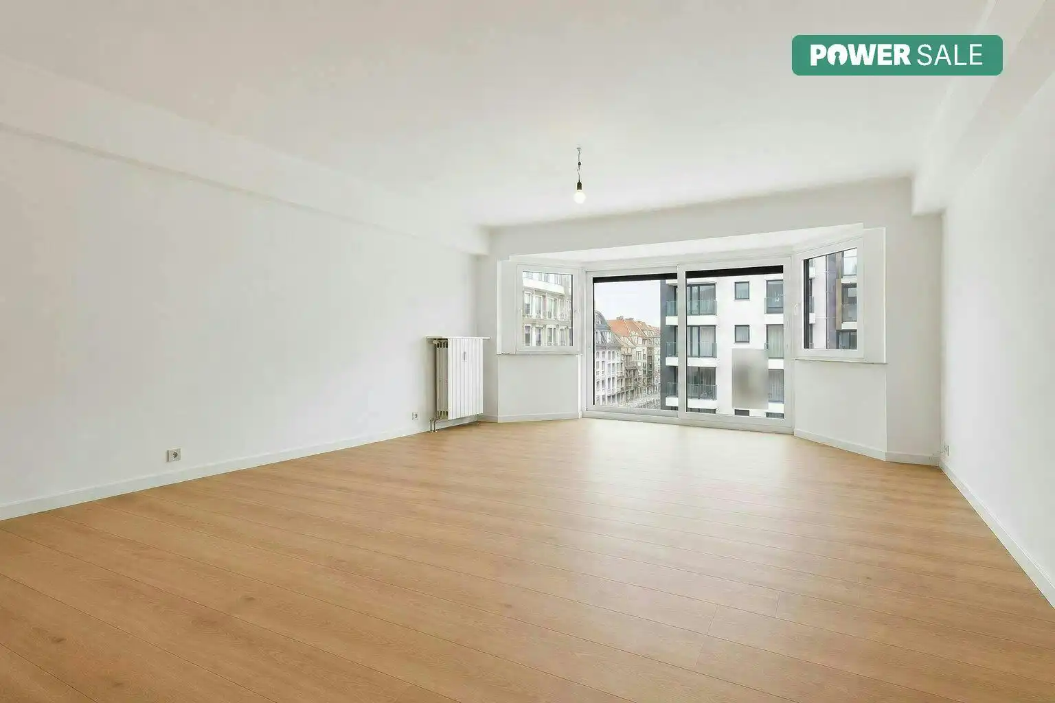 Appartement met 2 slaapkamers te koop in Knokke centrum foto {{pictureIndex}}