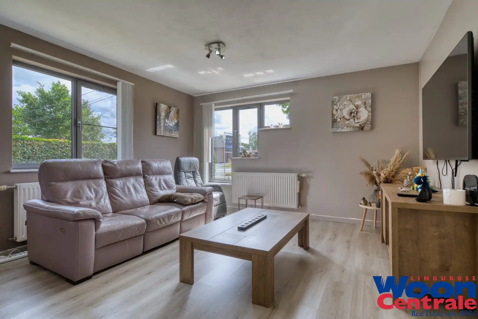 Instapklaar opbrengsteigendom of kangoeroewoning met twee ruime appartementen op perceel van 6a79ca foto 3