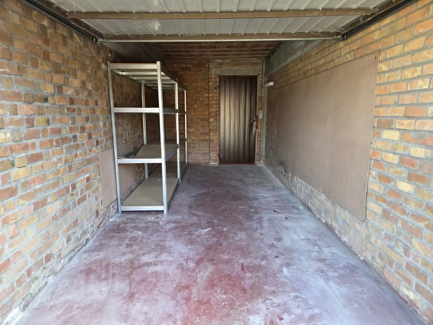 Vlot inrijbare garagebox te Bredene foto 2