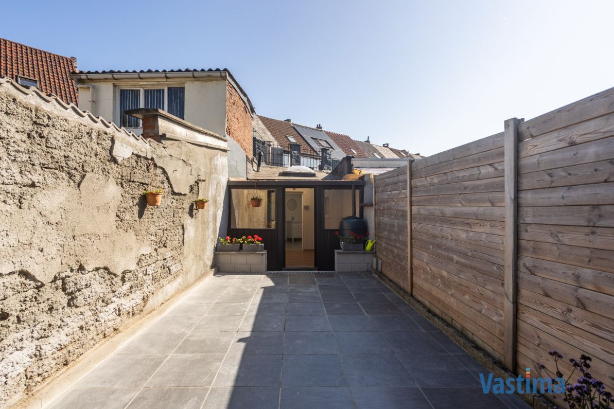 Instapklare gezins- of starterswoning met tuin, garage én topbereikbaarheid foto 27