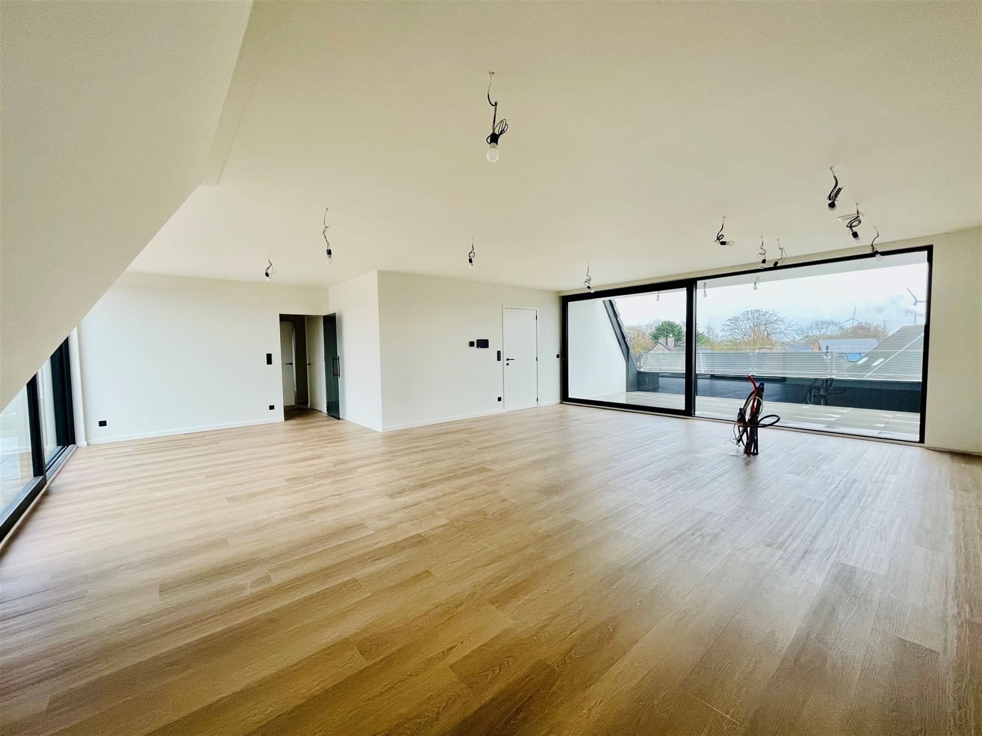 Energiezuinig penthouse van 145m² met 3 slaapkamers, 2 terrassen, 2 badkamers en subliem uitzicht foto 4