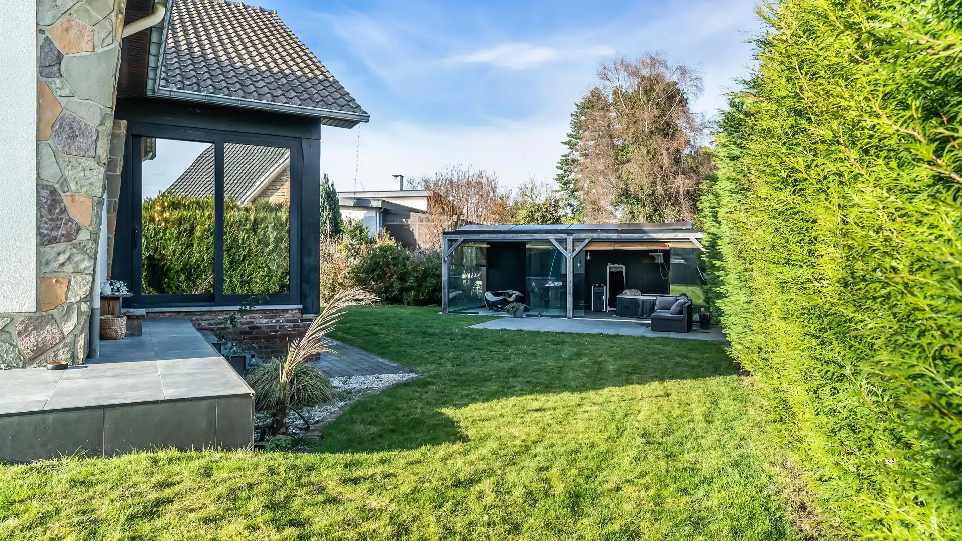 SFEERVOLLE KARAKTERWONING TE MAASMECHELEN MET 4 SLAAPKAMERS foto 36