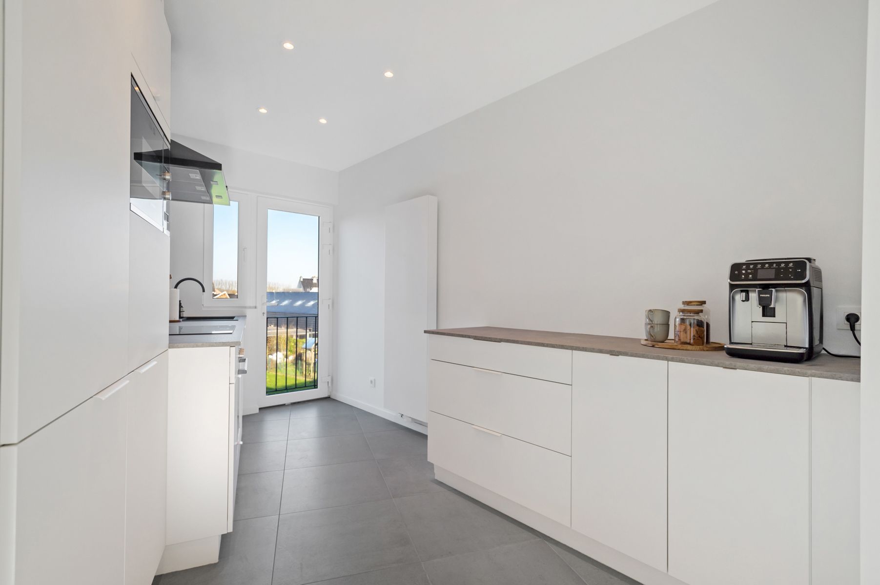 Gerenoveerd appartement te Merchtem! foto 6