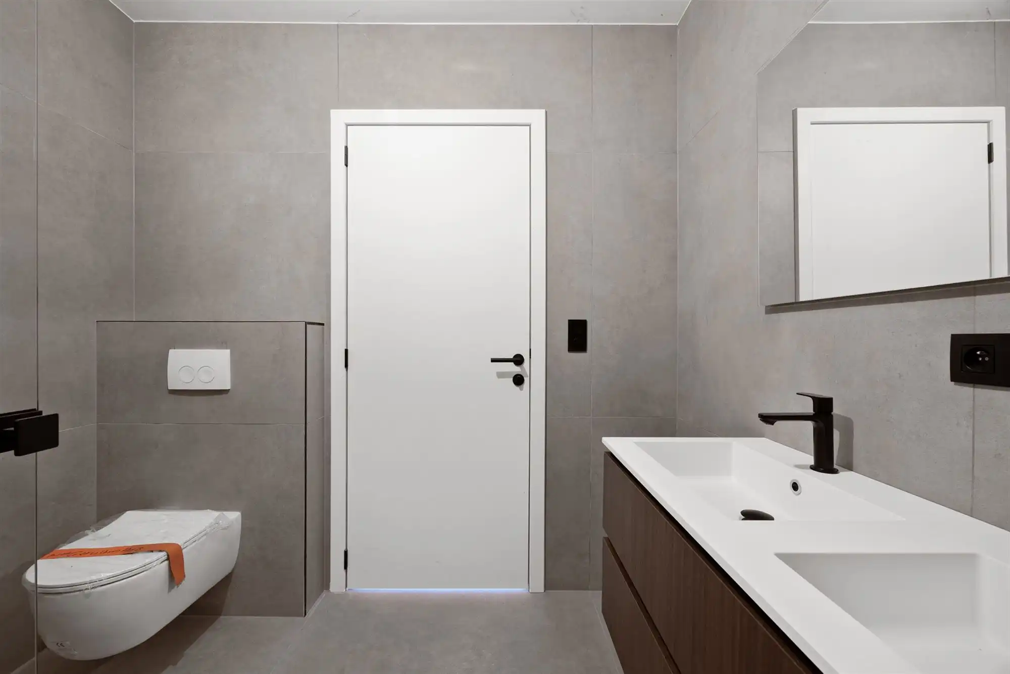 NIEUWBOUW APPARTEMENT VAN 105M² MET 2 SLAAPKAMERS EN TERRASSEN MET MOGELIJKHEID TOT AANKOOP 6% BTW! foto 11