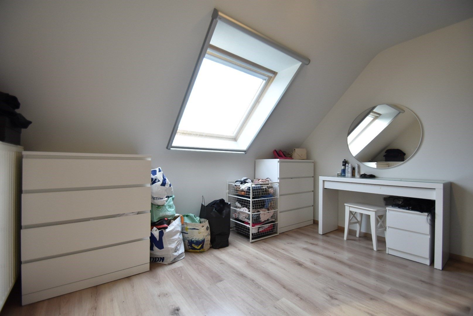 Ruim en luchtig Duplex appartement - 130 m² - met 3 slpk, bureauruimte, 2 terrassen en garage te Munsterbilzen foto 21